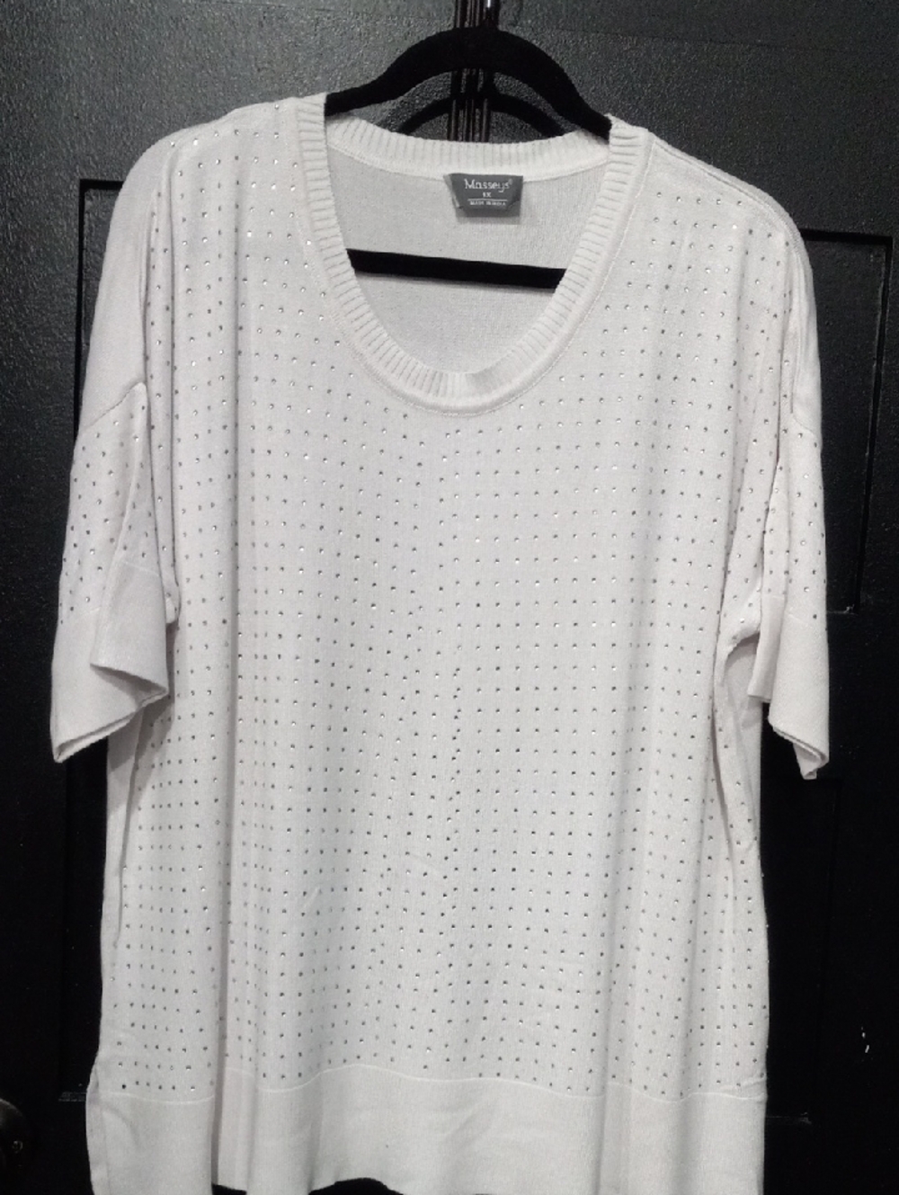 Masseys Short Sleeve Rihinestone Knit Sweater Top Scoop Neckline Blouse